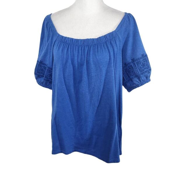 Mason & Belle Blue Knit Top with Embroidered Puffy Sleeves NWT Size Medium - Picture 1 of 10
